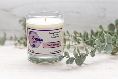 Fresh flowers scented candle