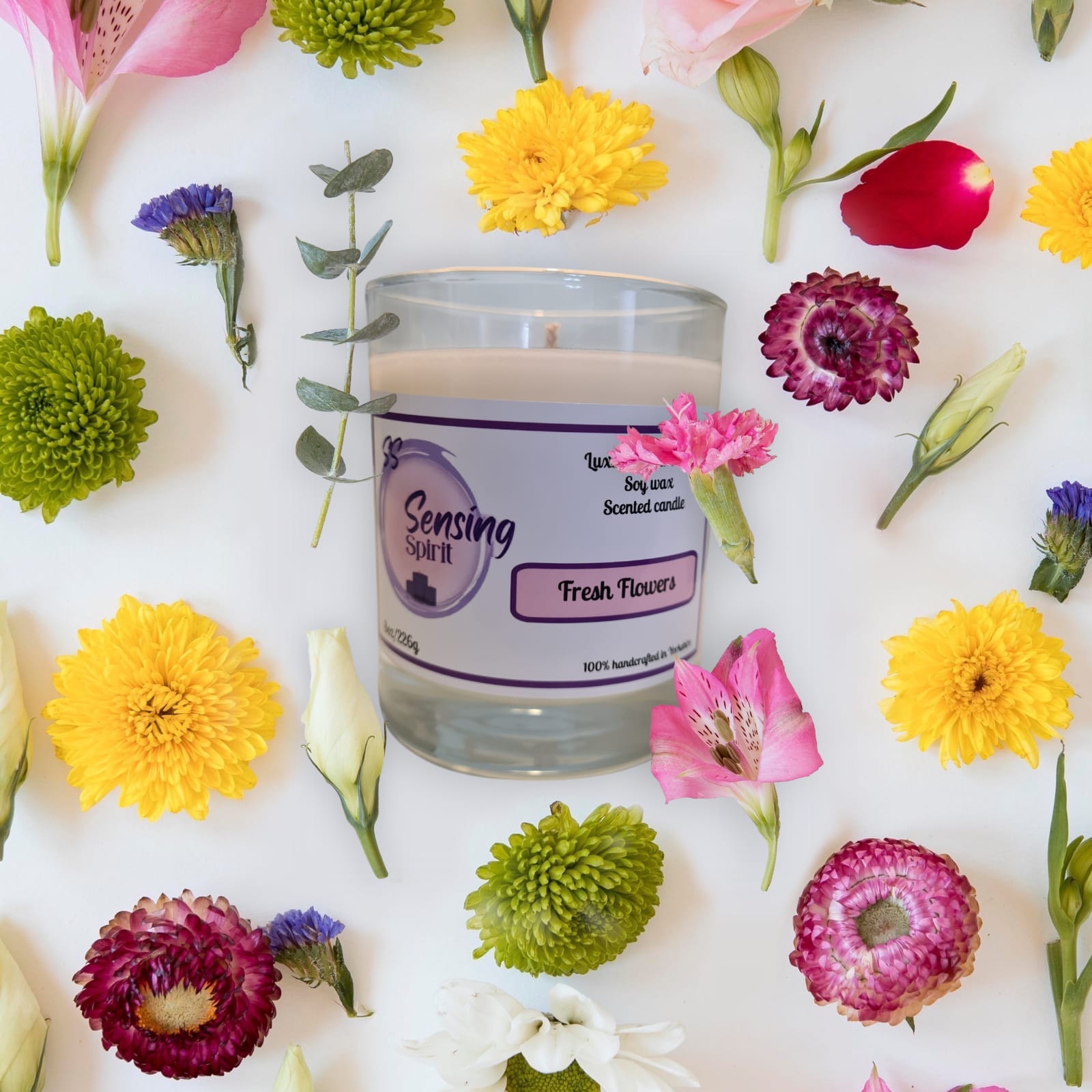 Fresh flowers candle